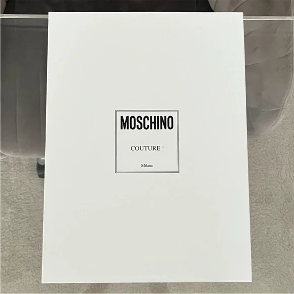 Moschino Couture Calfskin White Logo Sandals - Picture 6 of 9